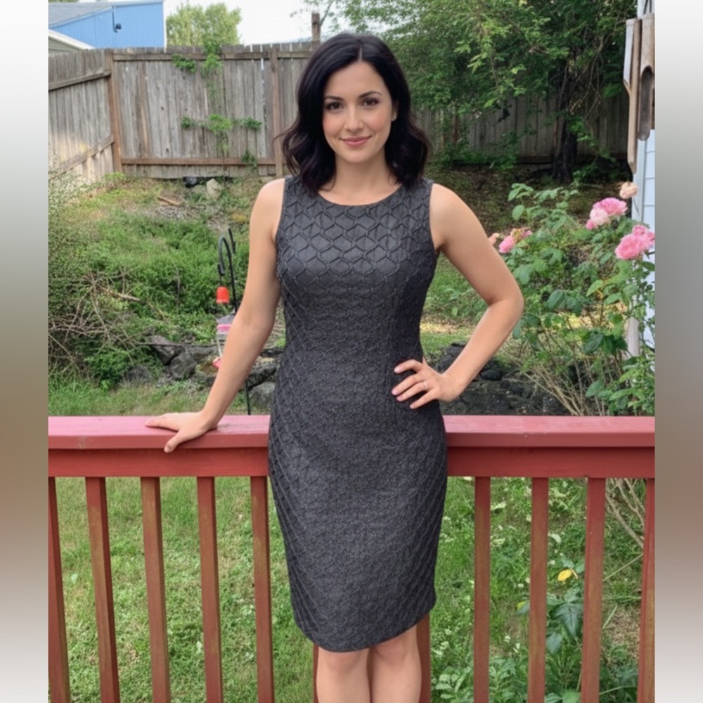 Designer Carol Peretz Black Gold Sheath Dress